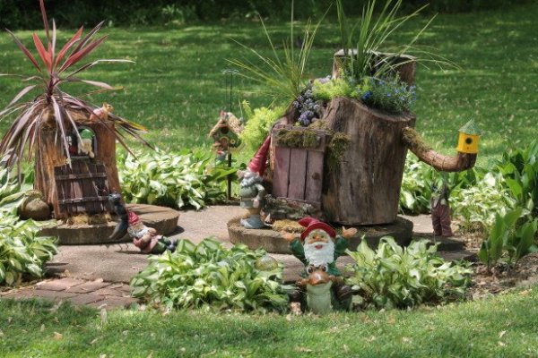 source: http://www.hgtvgardens.com/