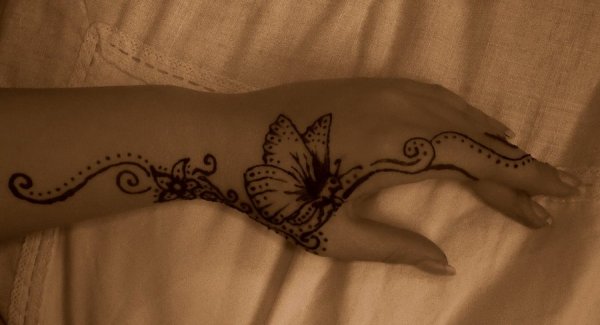 source: www.hennadesignsideas.com