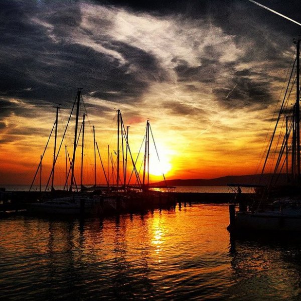 source: http://ilovebalaton.hu/nap-kepe/2013-10-21/a-nap-kepe